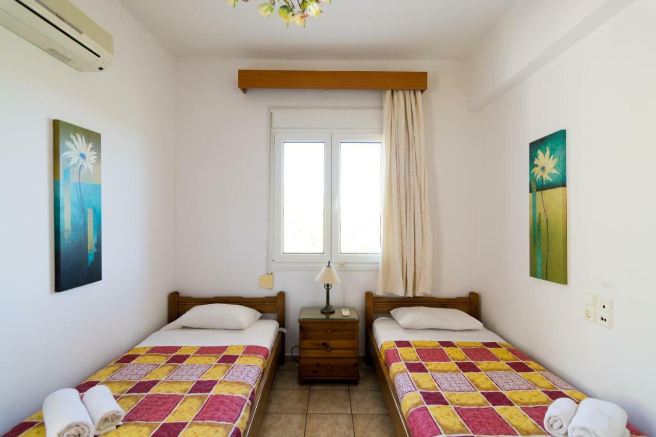 Aris Palace Elia  Buitenkant foto
